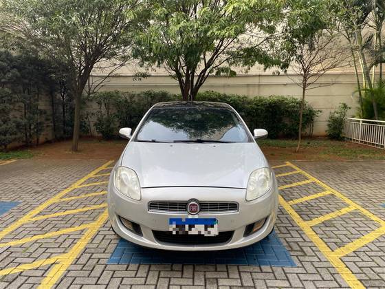 FIAT BRAVO 1.8 ABSOLUTE 16V FLEX 4P AUTOMATIZADO